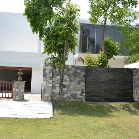 Vanantra Resort ริชิเคช ภายนอก รูปภาพ