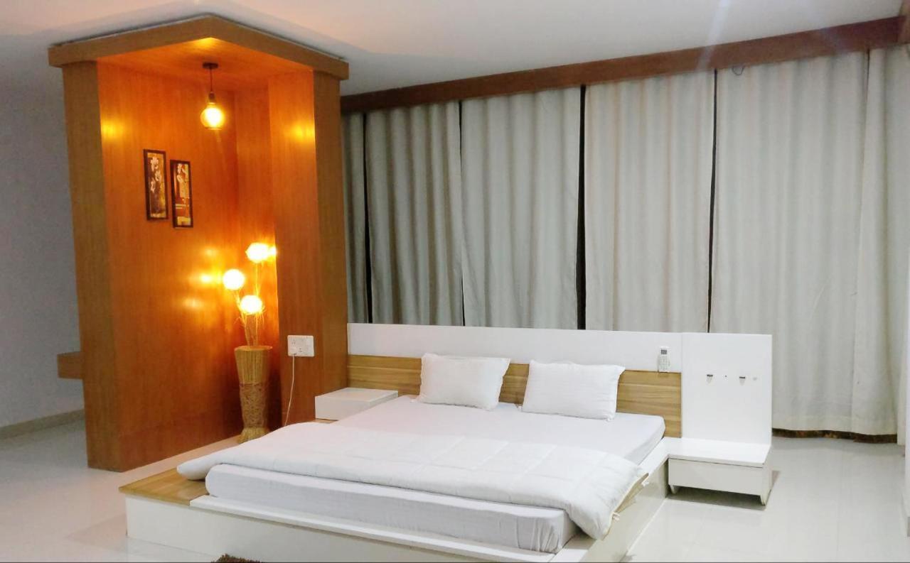 Vanantra Resort ริชิเคช ภายนอก รูปภาพ